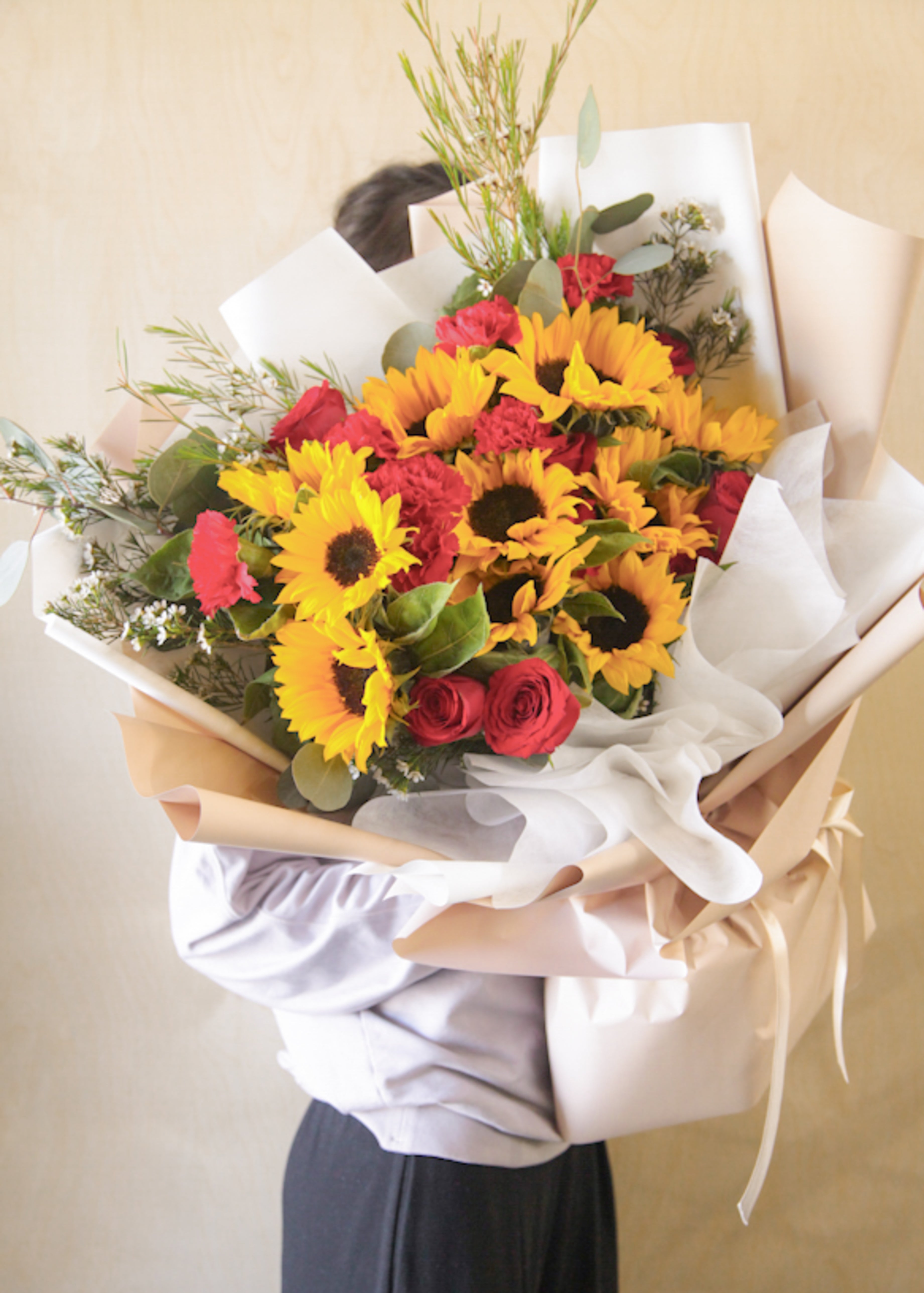 adore-you-flower-bouquet-floraclay-1.jpg
