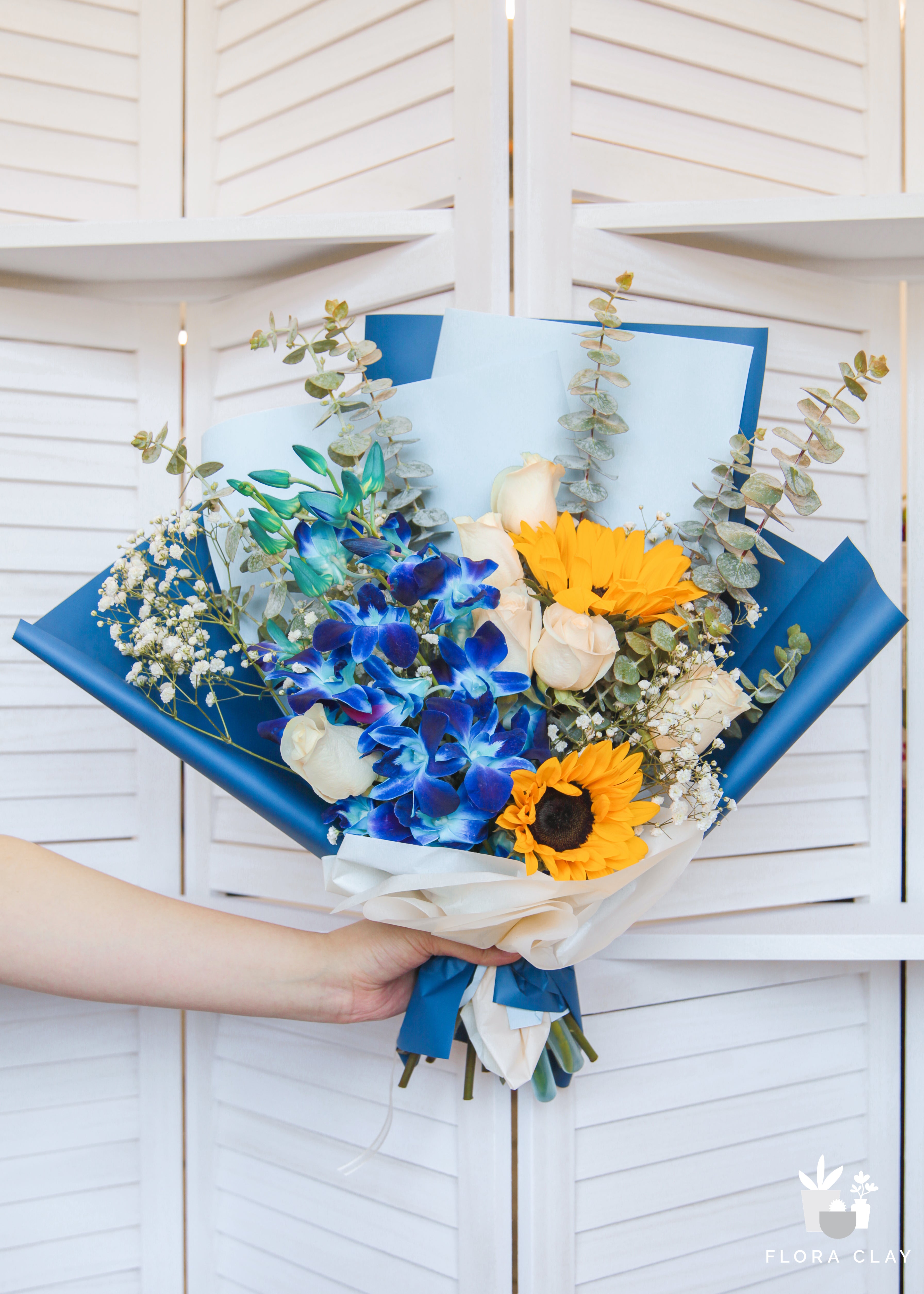 Blue & Gold  Flower Bouquets – FLORA CLAY