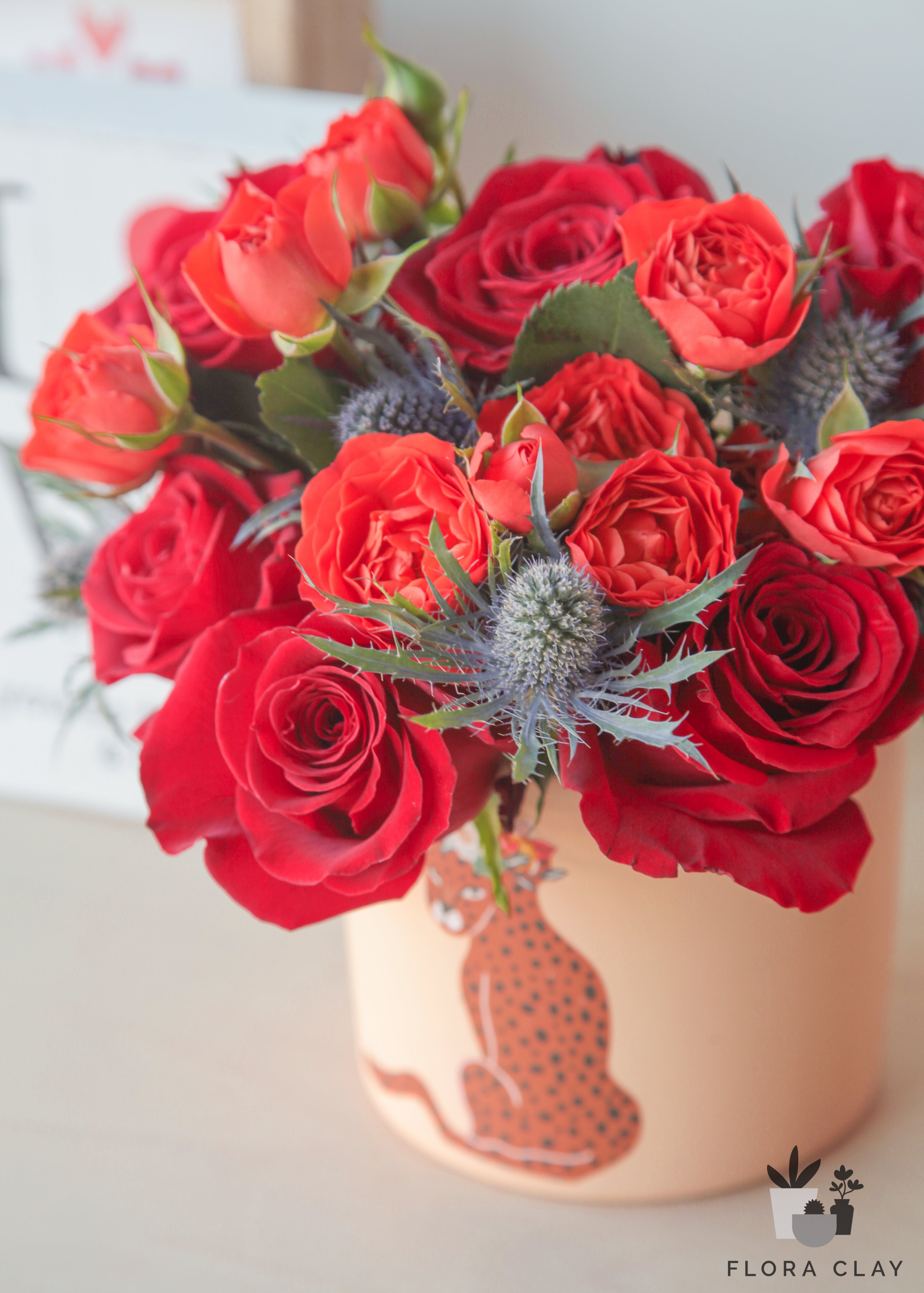 leo-love-flower-arrangement-floraclay-4.jpg