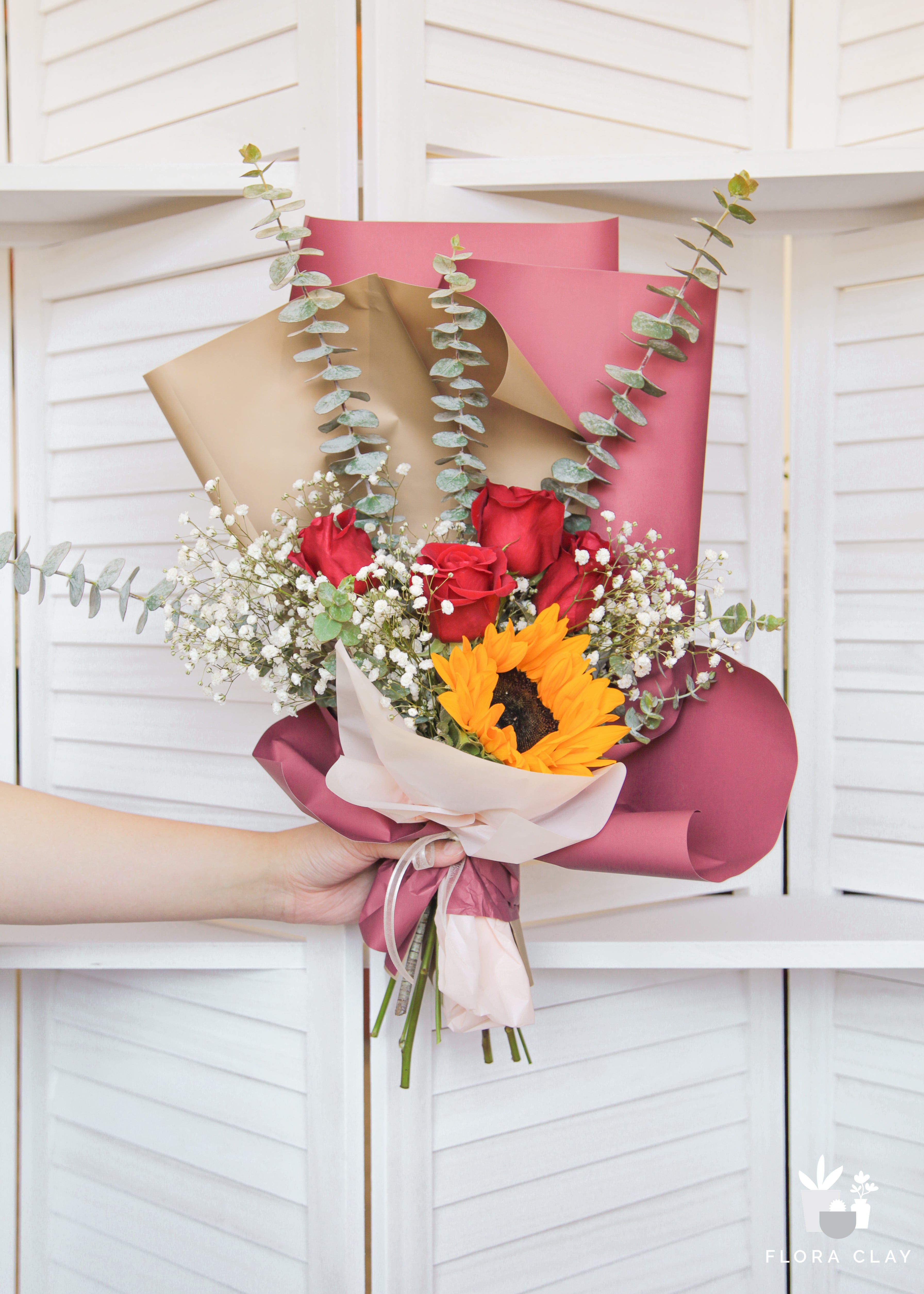 mini-red-and-gold-flower-bouquet-floraclay-1.jpg