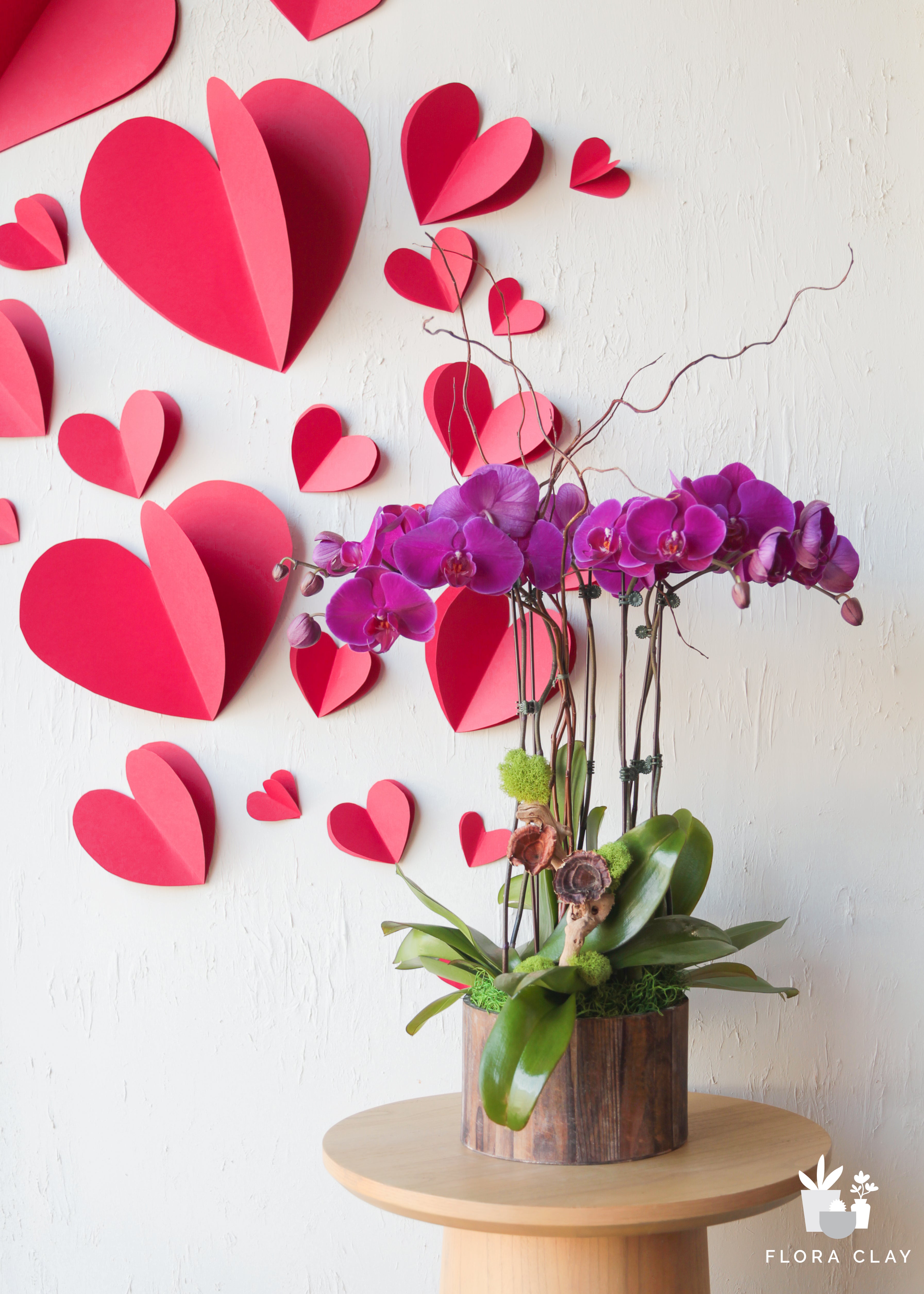 send-mom-love-orchid-arrangement-floraclay-1_20f50505-481f-4ca9-b0a1-79ce91ab34c3.jpg