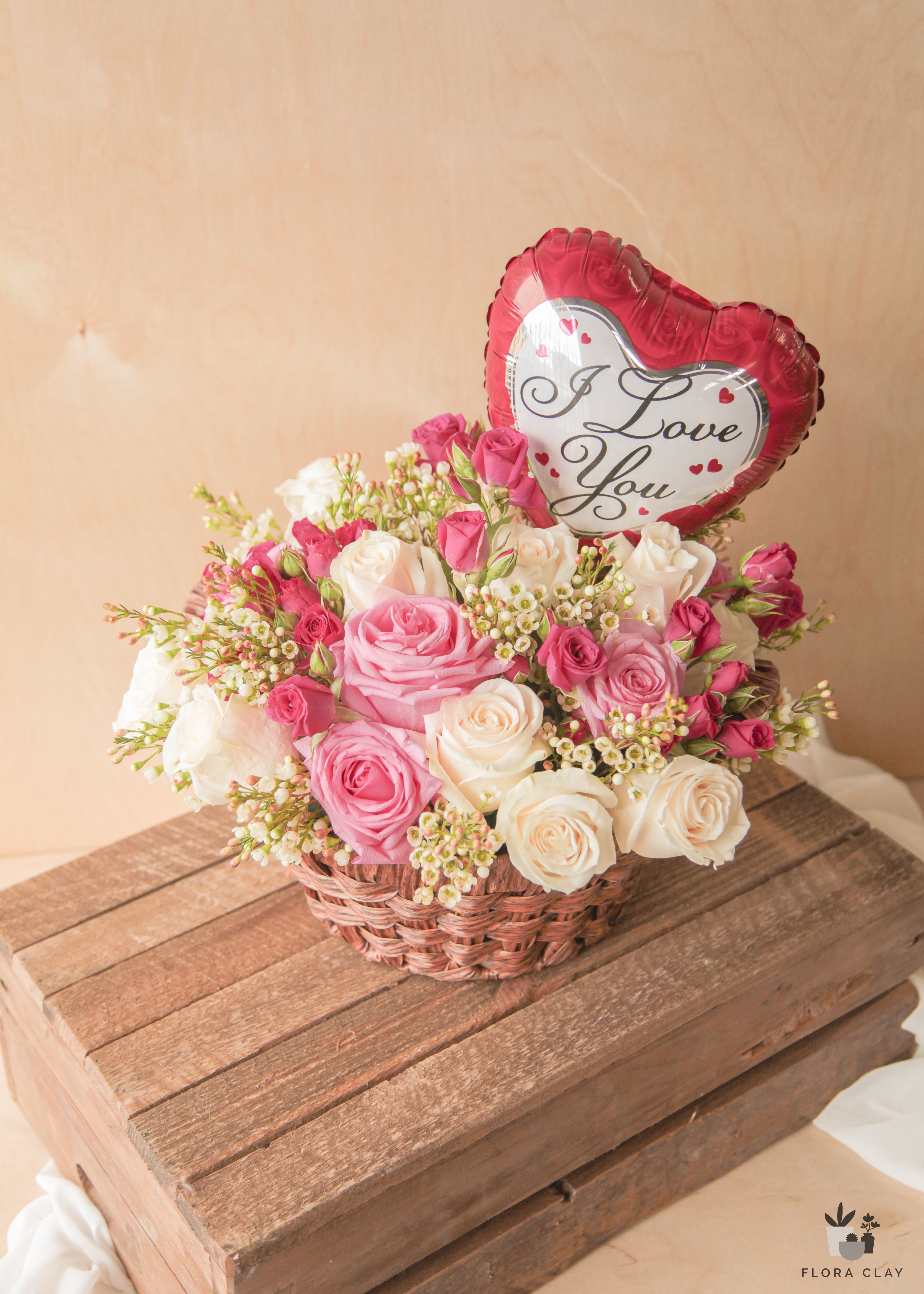 valentine-basket-flower-box-floraclay-1.jpg